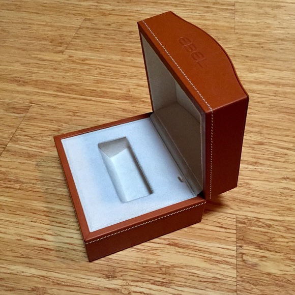 EBEL Luxurious Tan Watch Box W/Suede Lining - Picture 4 of 11